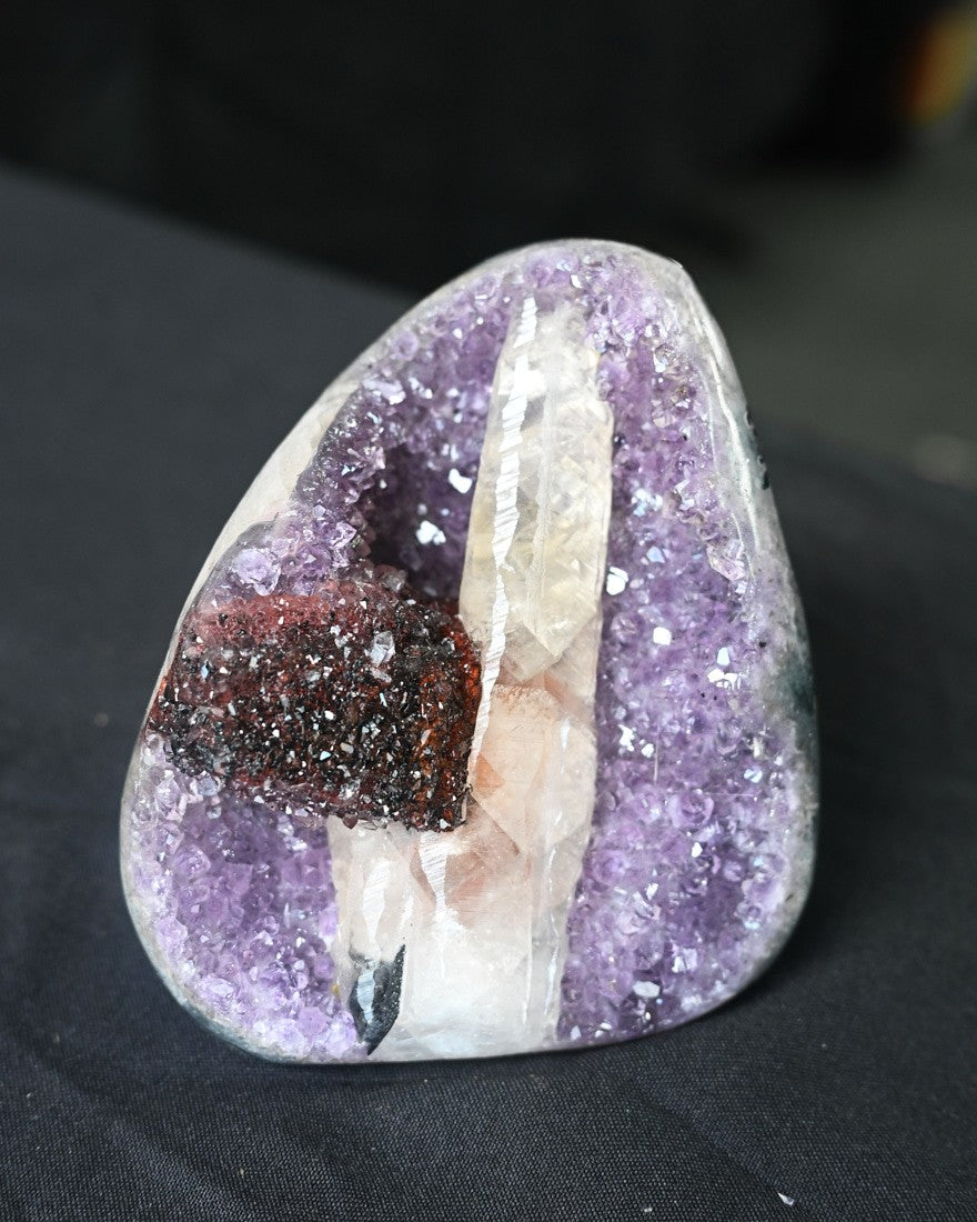 Amethyst Geode 3.3lbs - Calcite/ Hematite