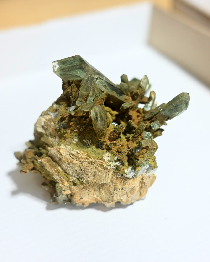 Chlorite Himalayan quartz