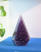 Amethyst Druzy Pyramid 5 inch