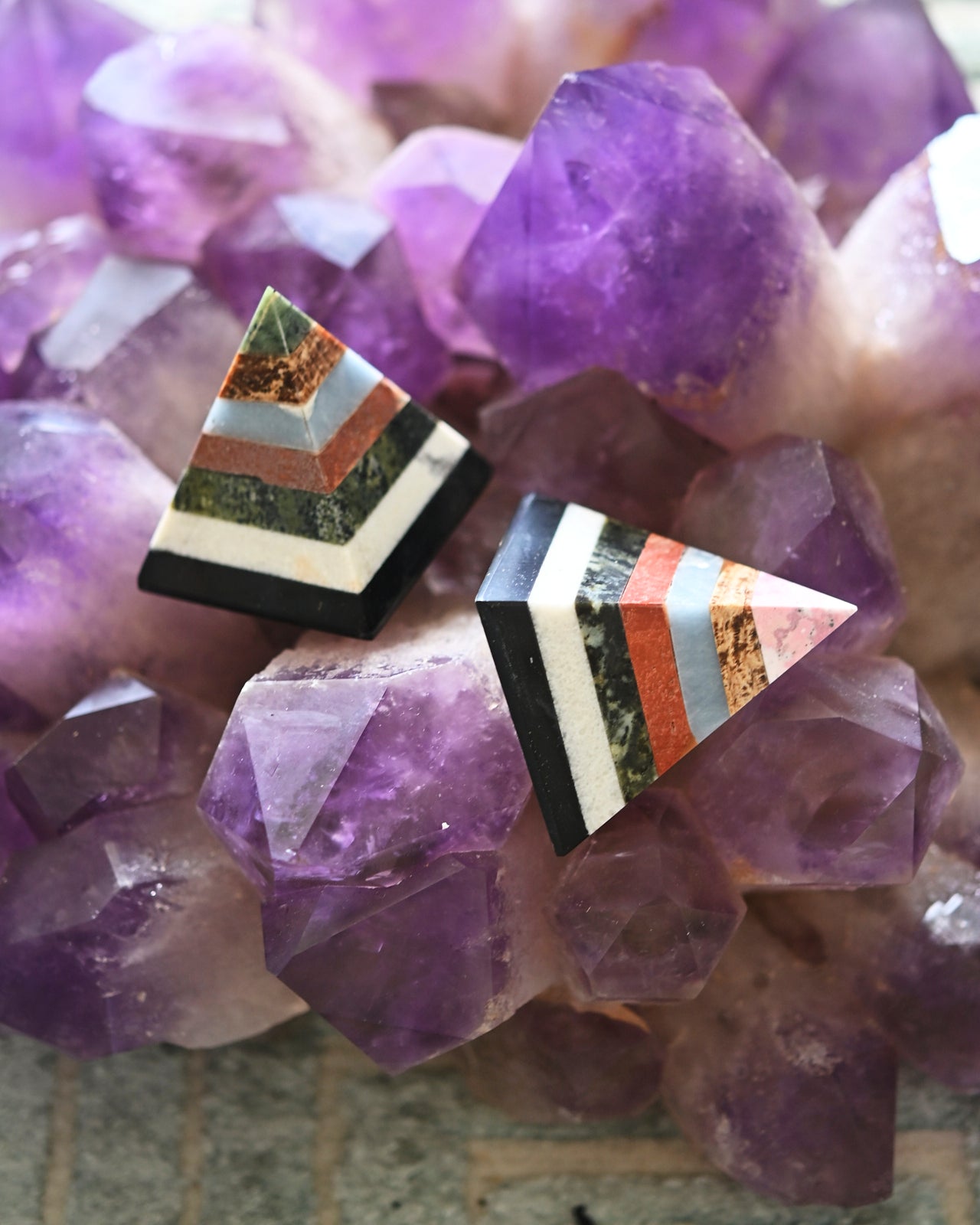 Mixed 7 CHAKRA Crystal Pyramid