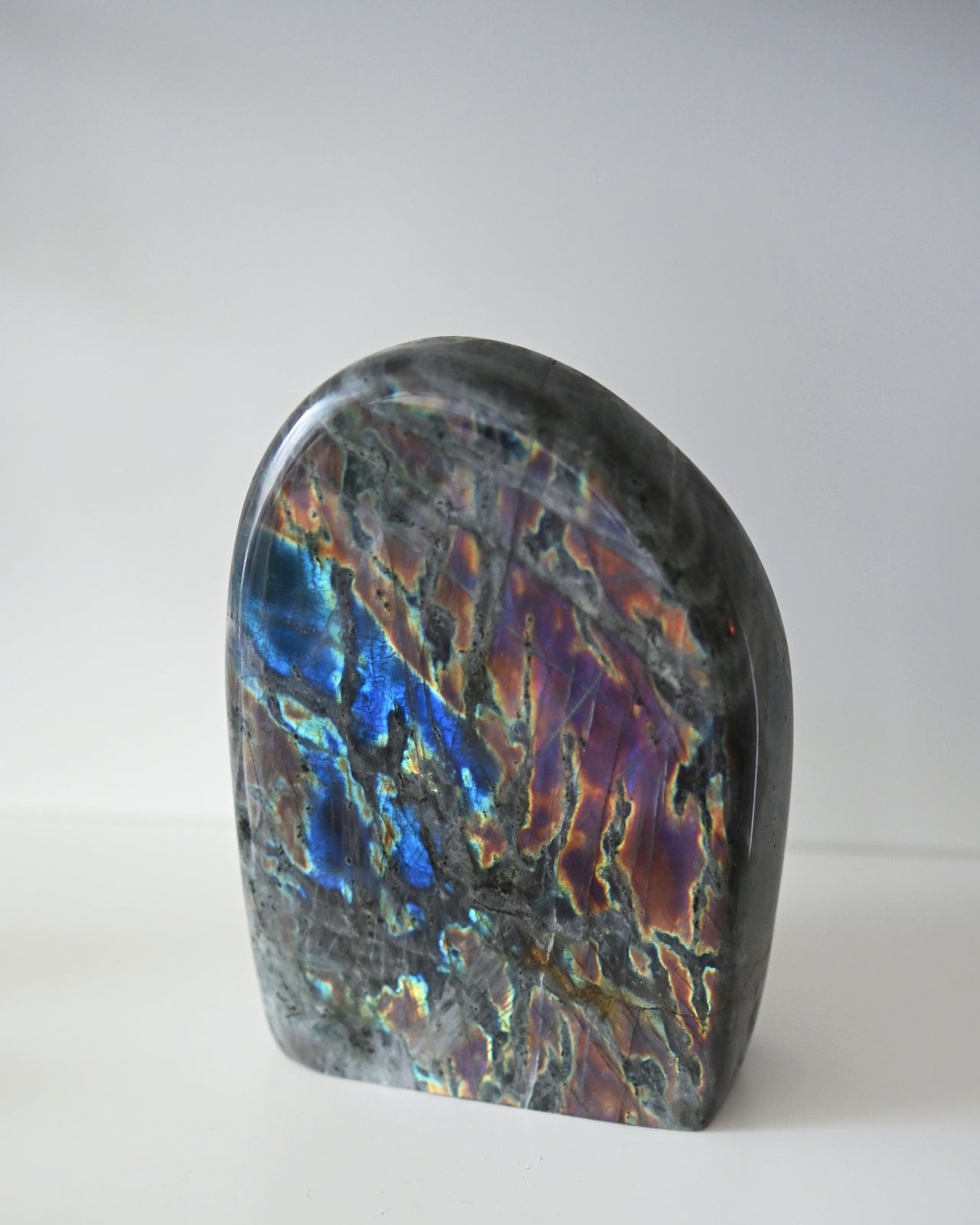 labradorite--1.902--6x4x2-1034.jpg