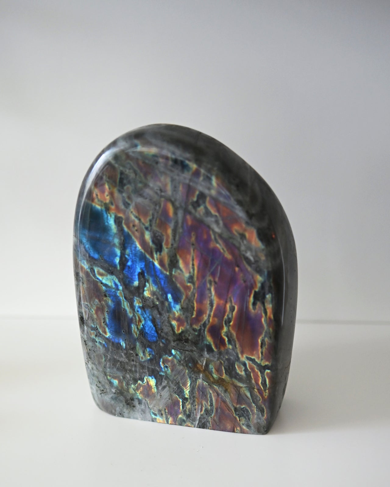 labradorite--1.902--6x4x2-1035.jpg