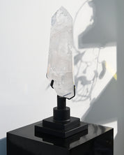 XL Clear Quartz Point on Stand 6.8lbs