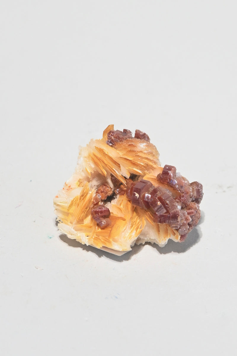 vanadinite-barite--38g--12401.jpg